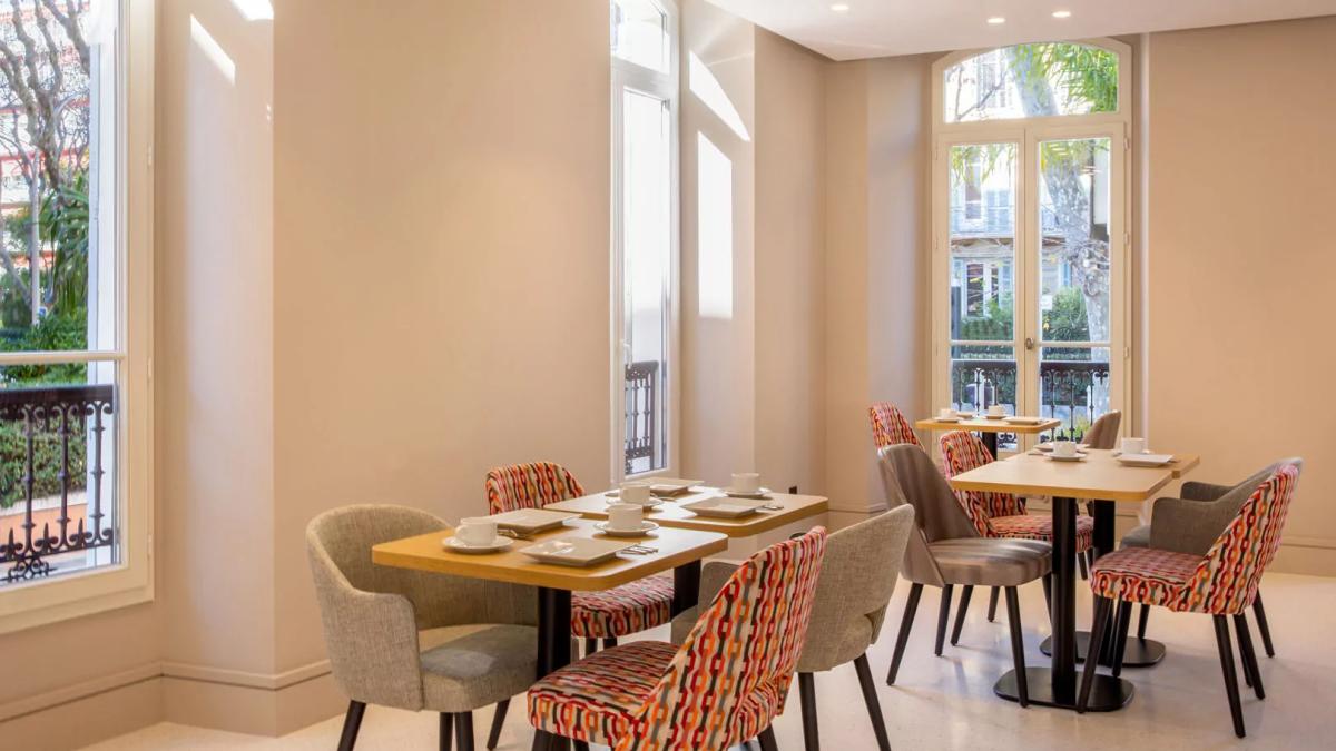 Hôtel Apollinaire Nice