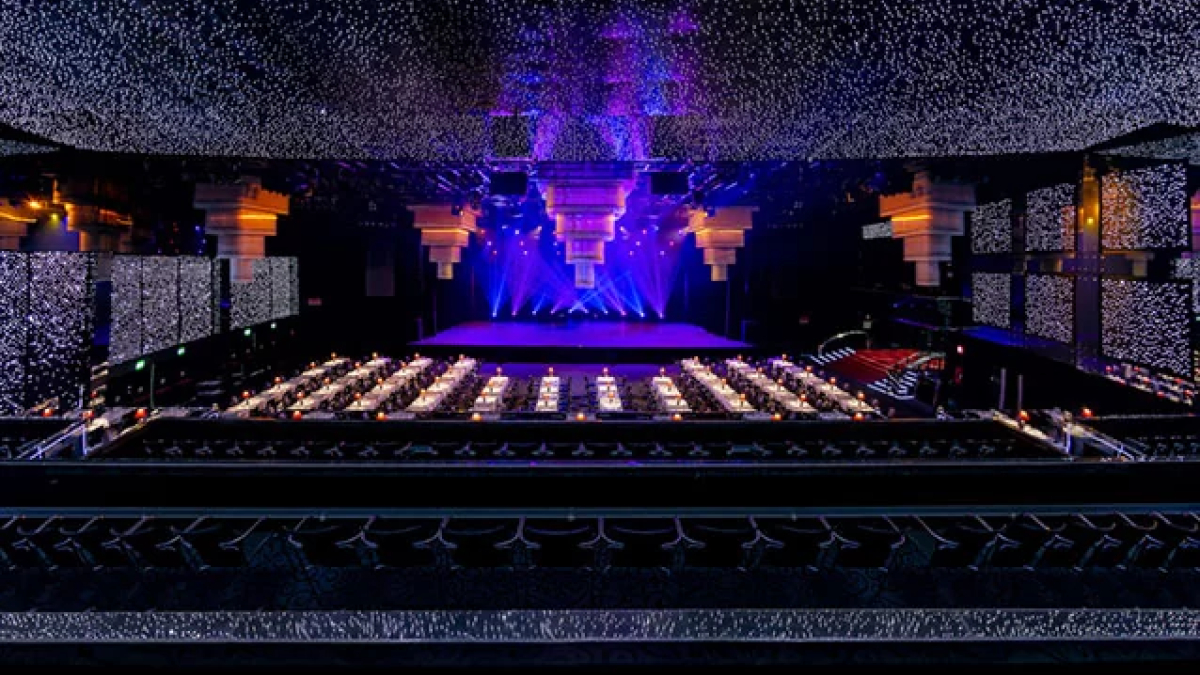 Black and Silver Room