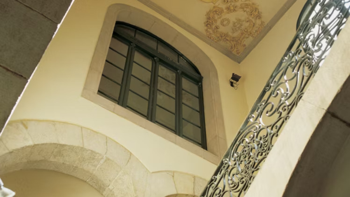 Vestibule and Courtyard