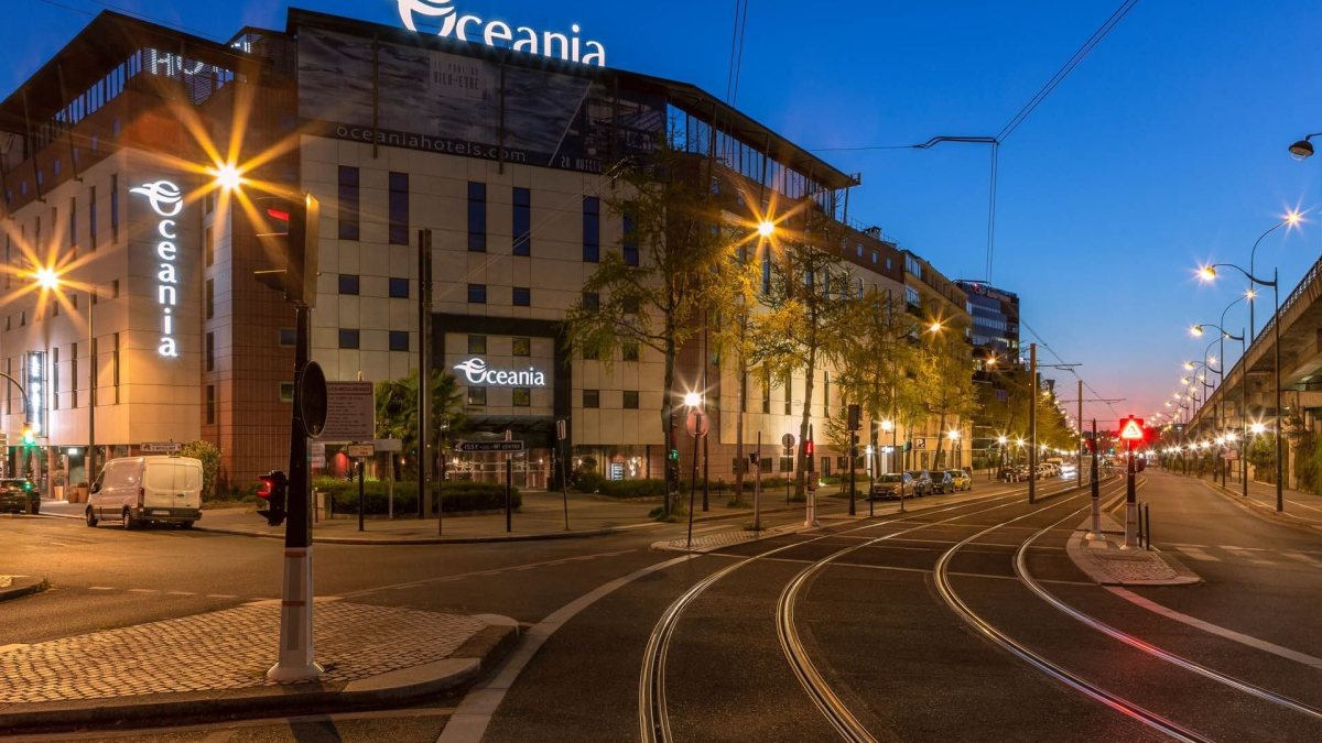 Hotel Oceania Paris Porte de Versailles