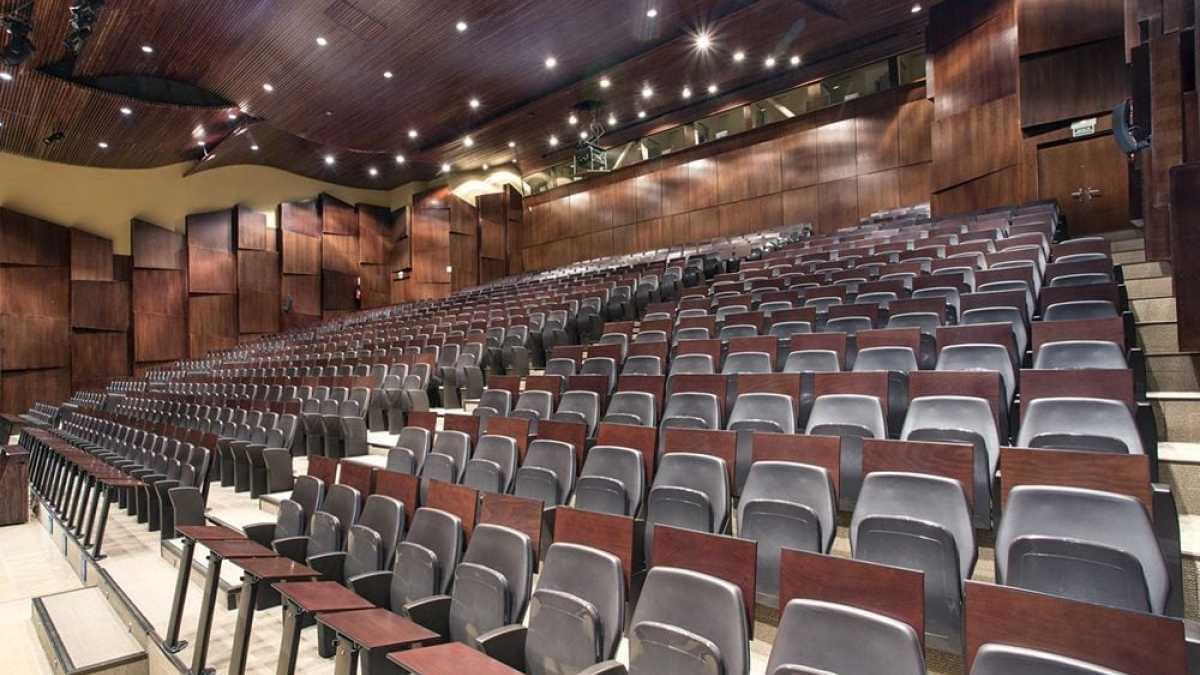 Auditorium 2