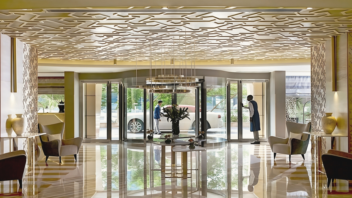 Two Seasons Hotel & Apartments