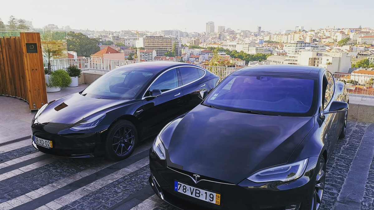 Tesla Portugal Tours