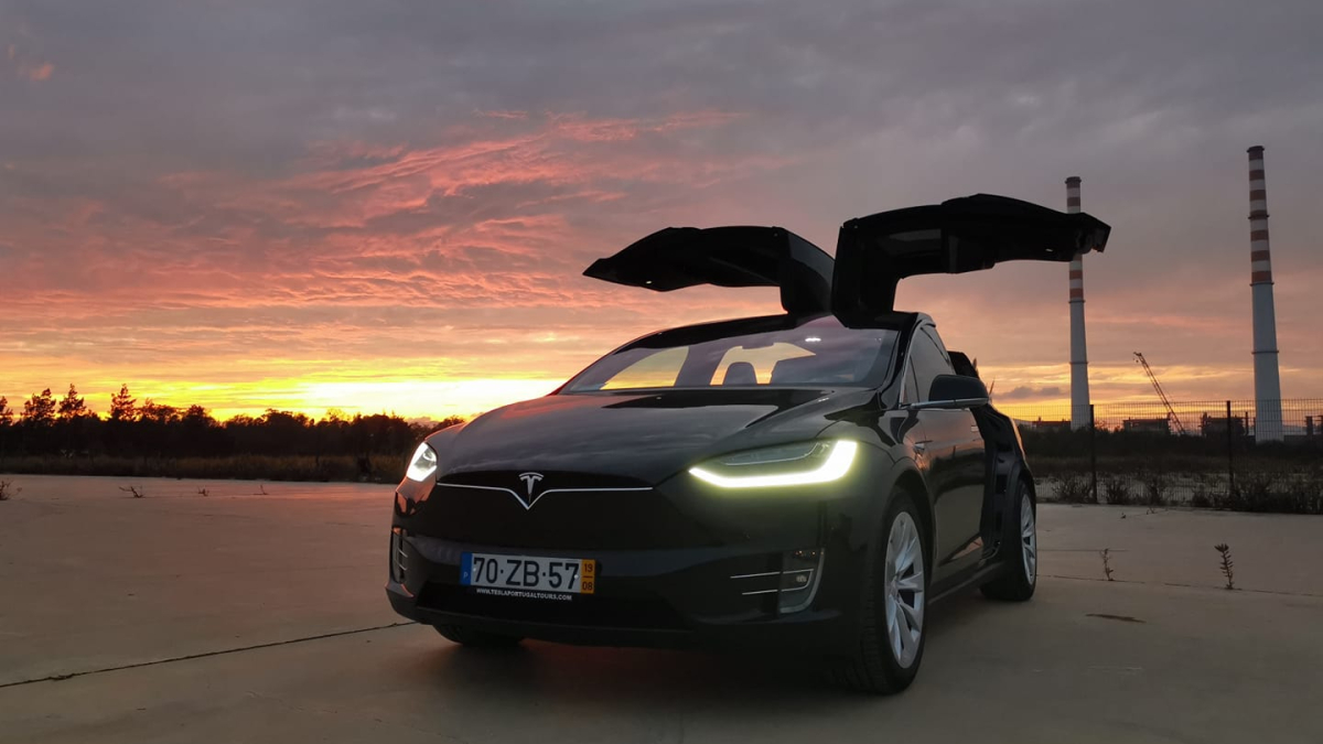 Tesla Portugal Tours