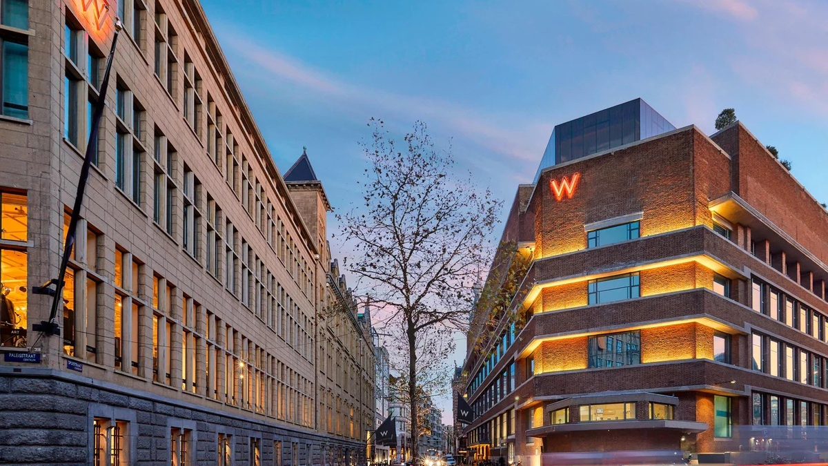 W Amsterdam
