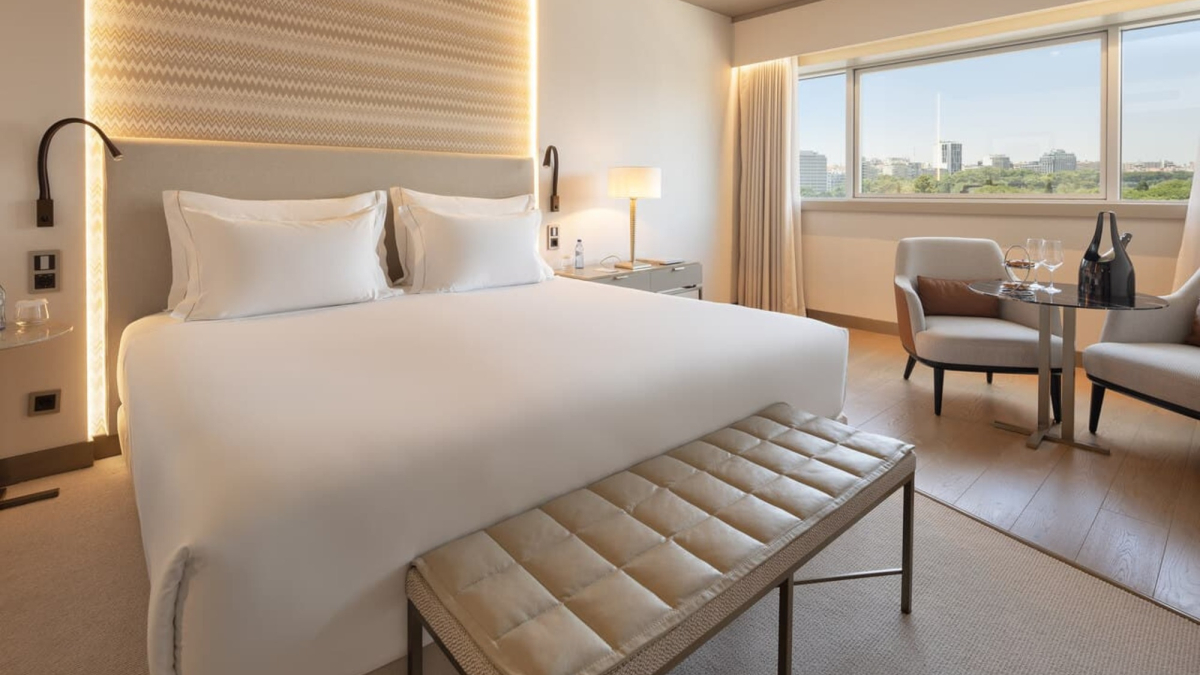 EPIC SANA Marques Hotel