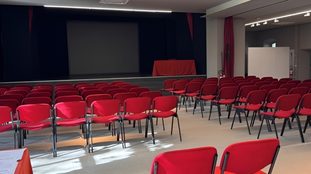 AUDITORIUM
