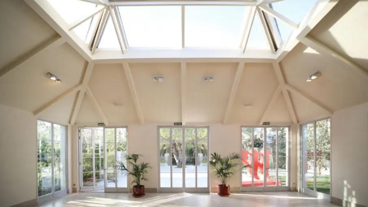 Laureana Business Center