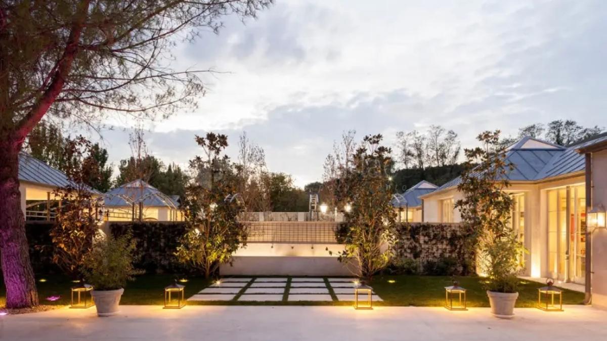 Laureana Business Center