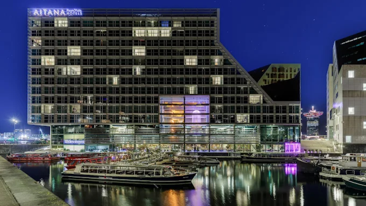 Room Mate Aitana Hotel