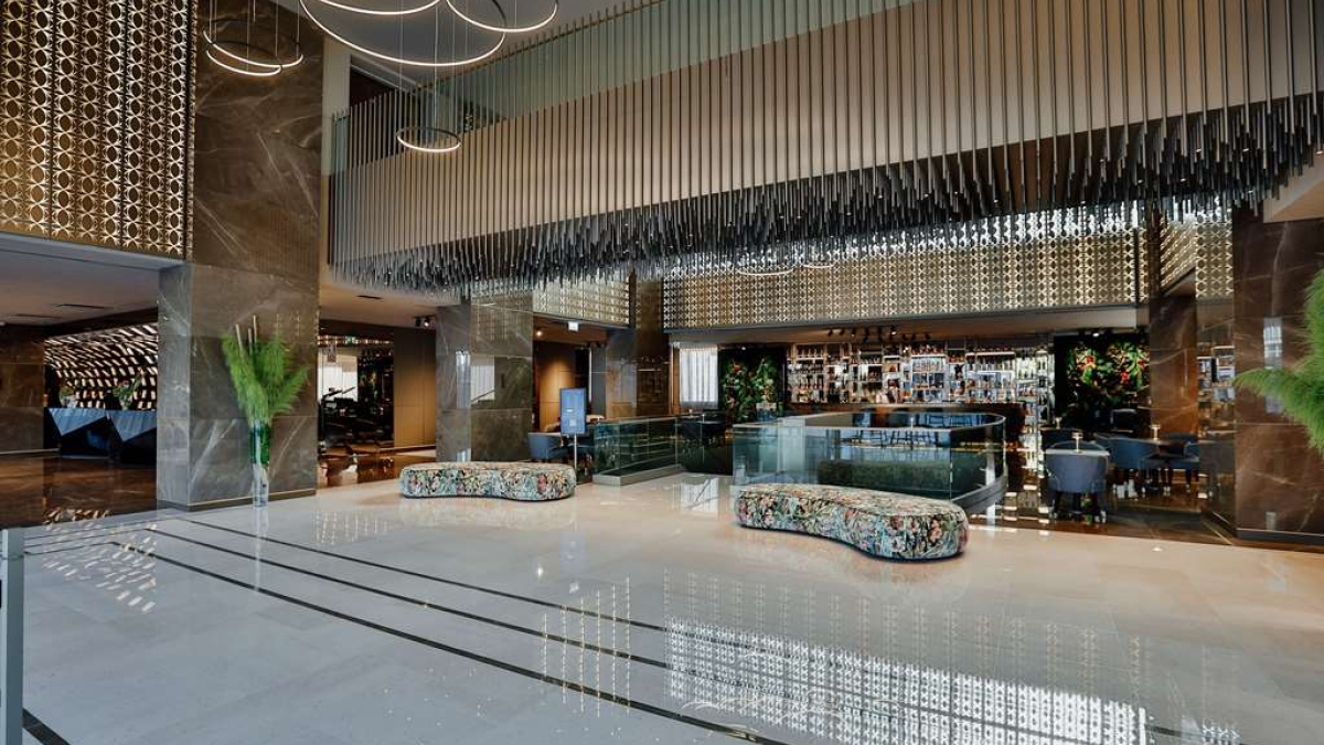 EPIC SANA Marques Hotel