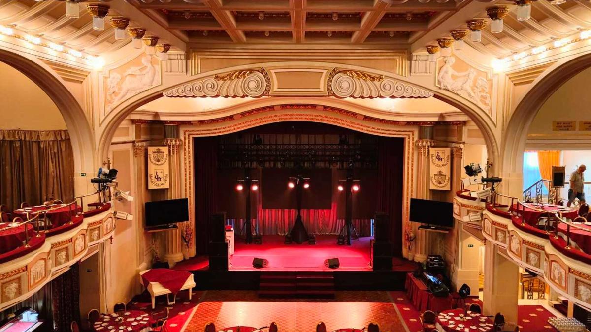 Hotel Ambassador Zlata Husa