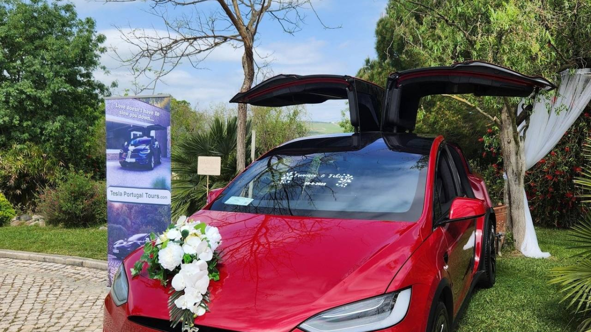 Tesla Portugal Tours
