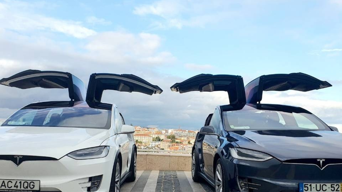 Tesla Portugal Tours