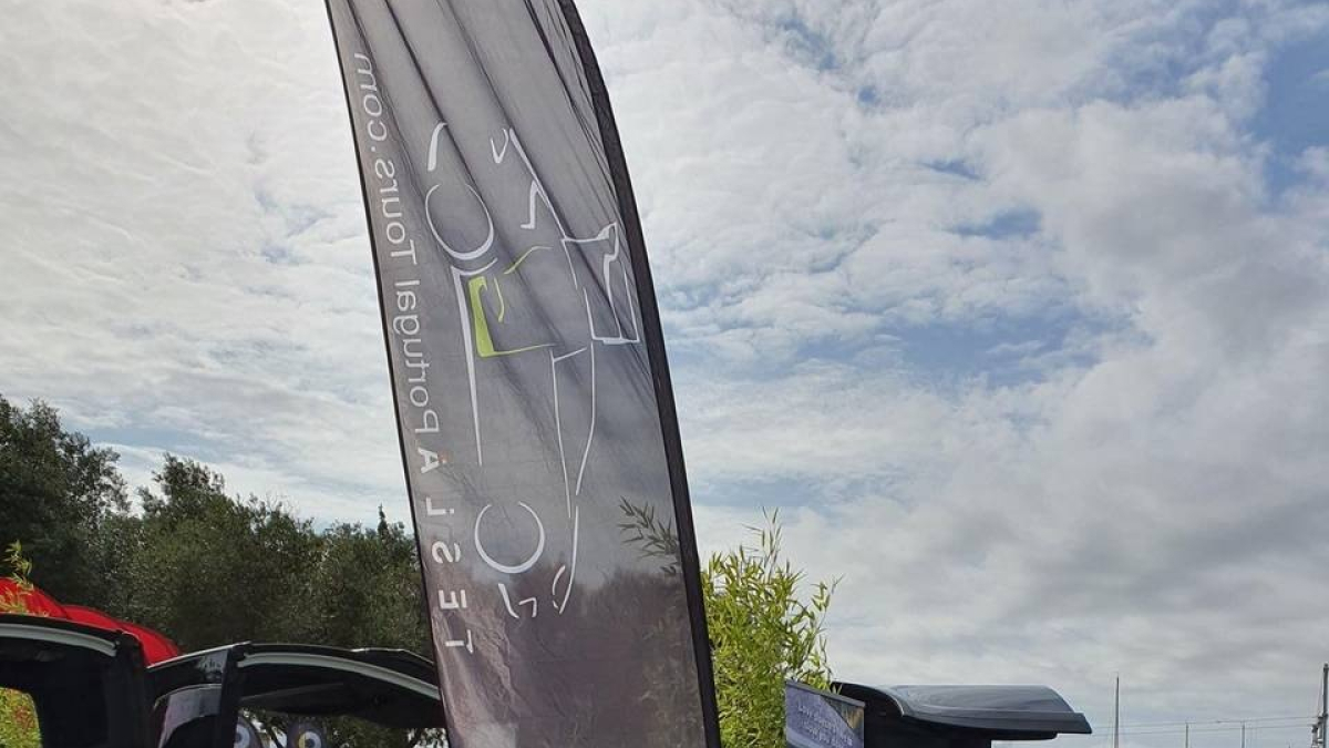 Tesla Portugal Tours