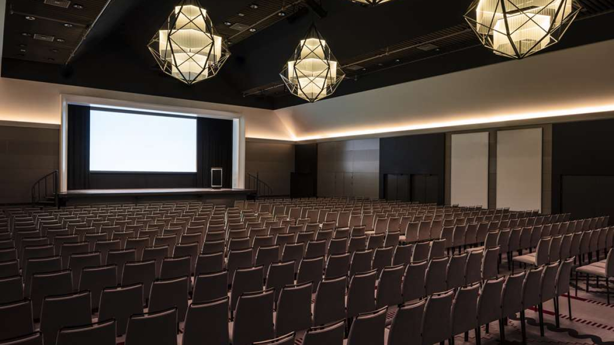 Anantara Grand Hotel Krasnapolsky