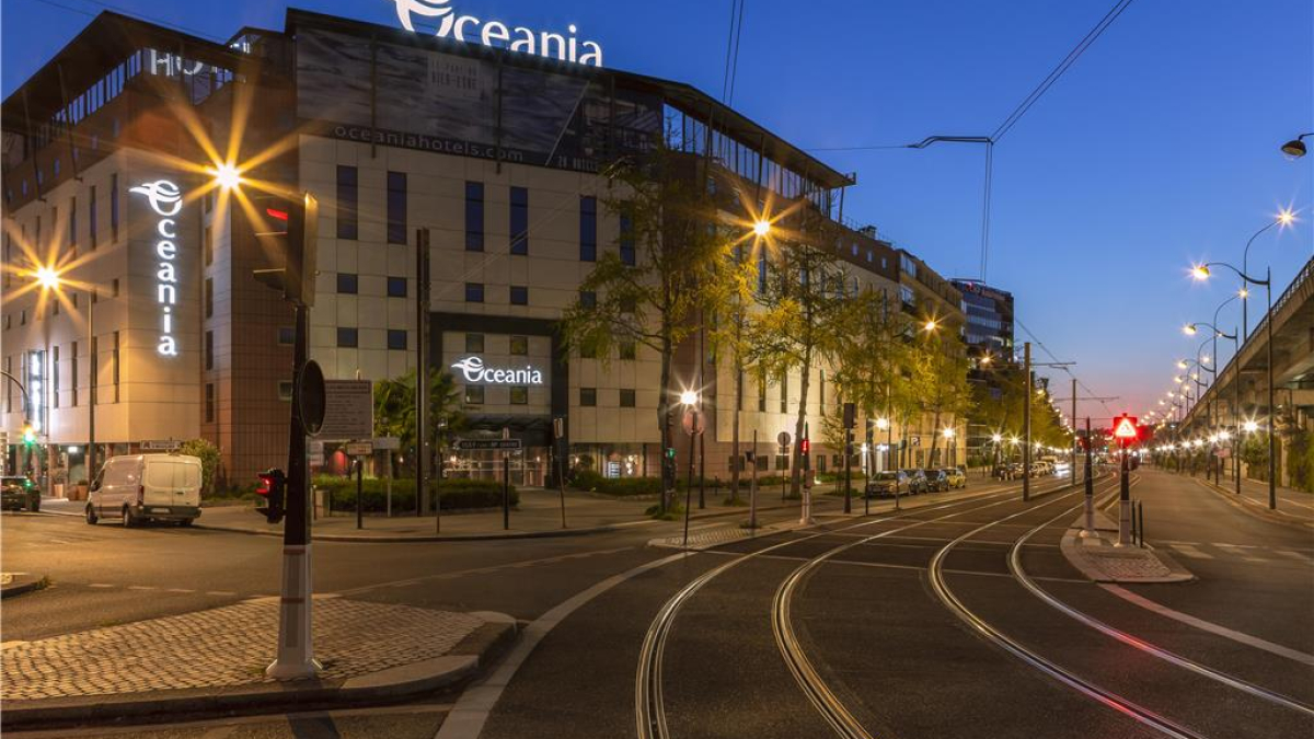 Hotel Oceania Paris Porte de Versailles