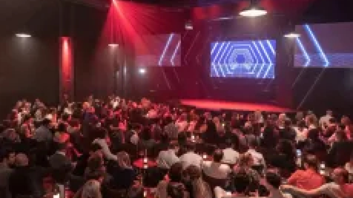 Warm and Industrial Space for Events