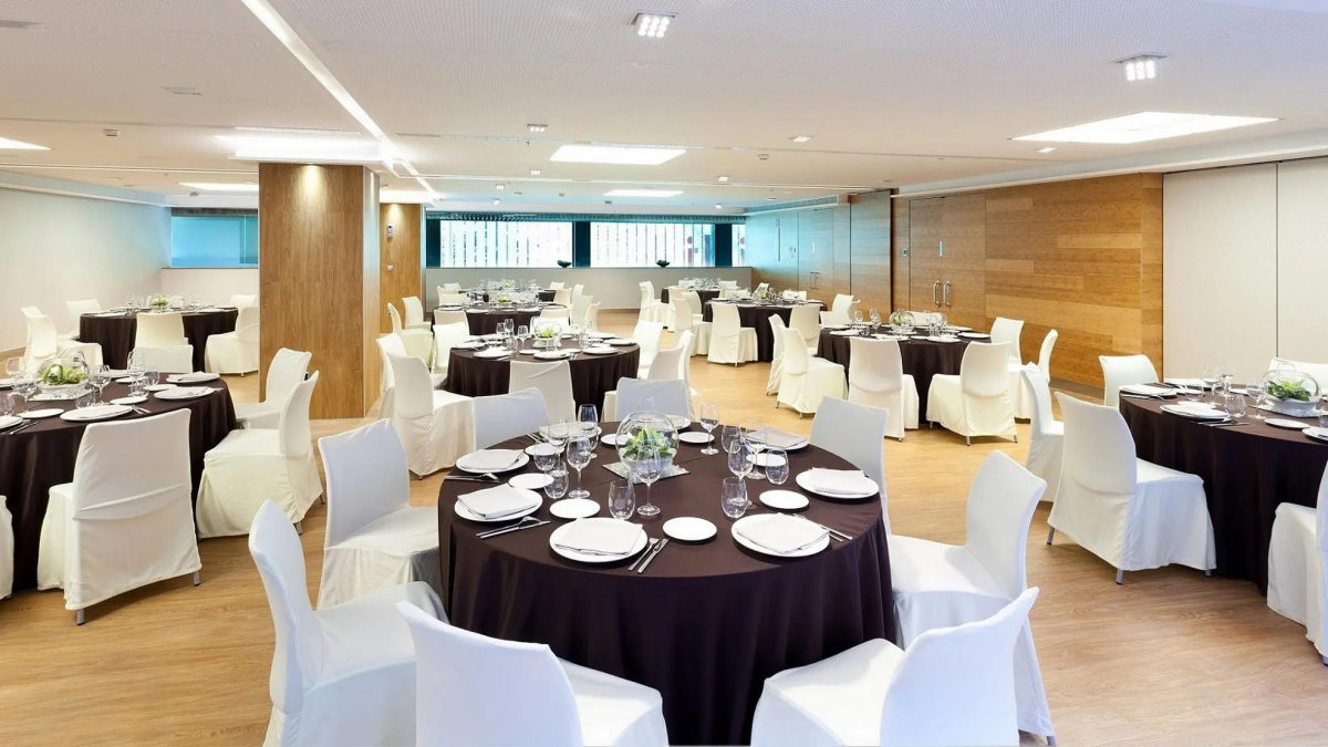 Sala Burdeos + Ámbar