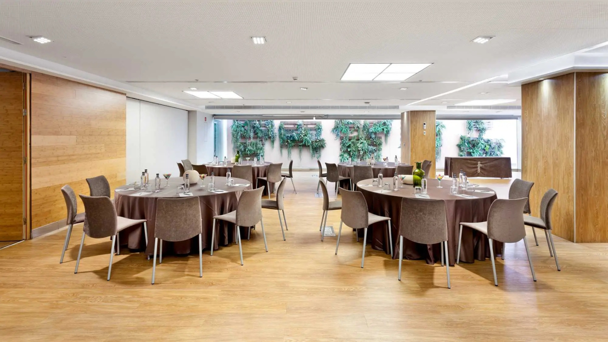 Sala Burdeos + Ámbar