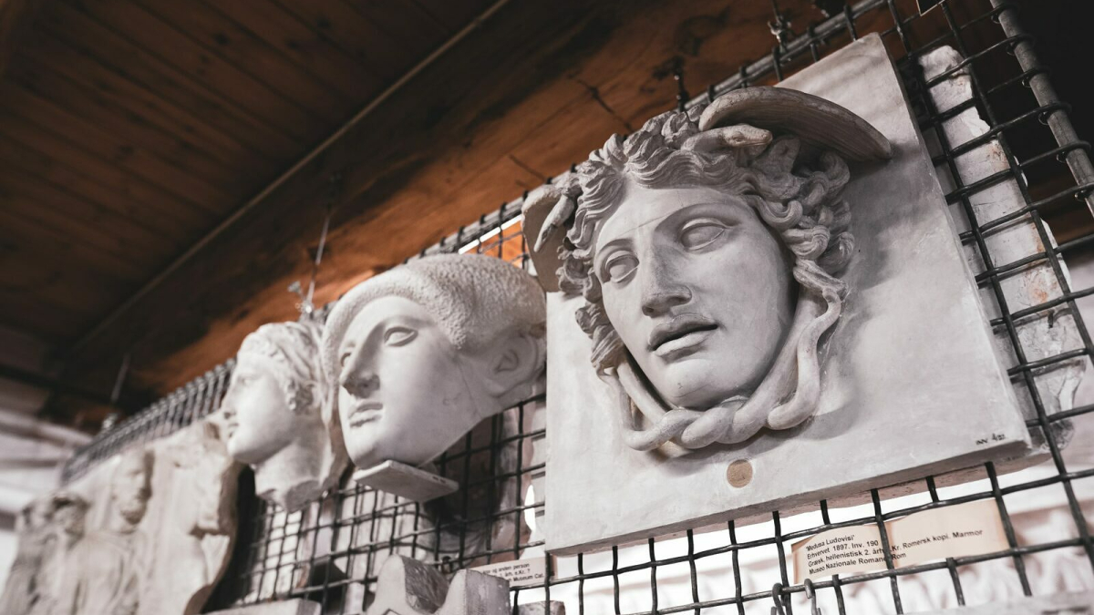 The Royal Cast Collection